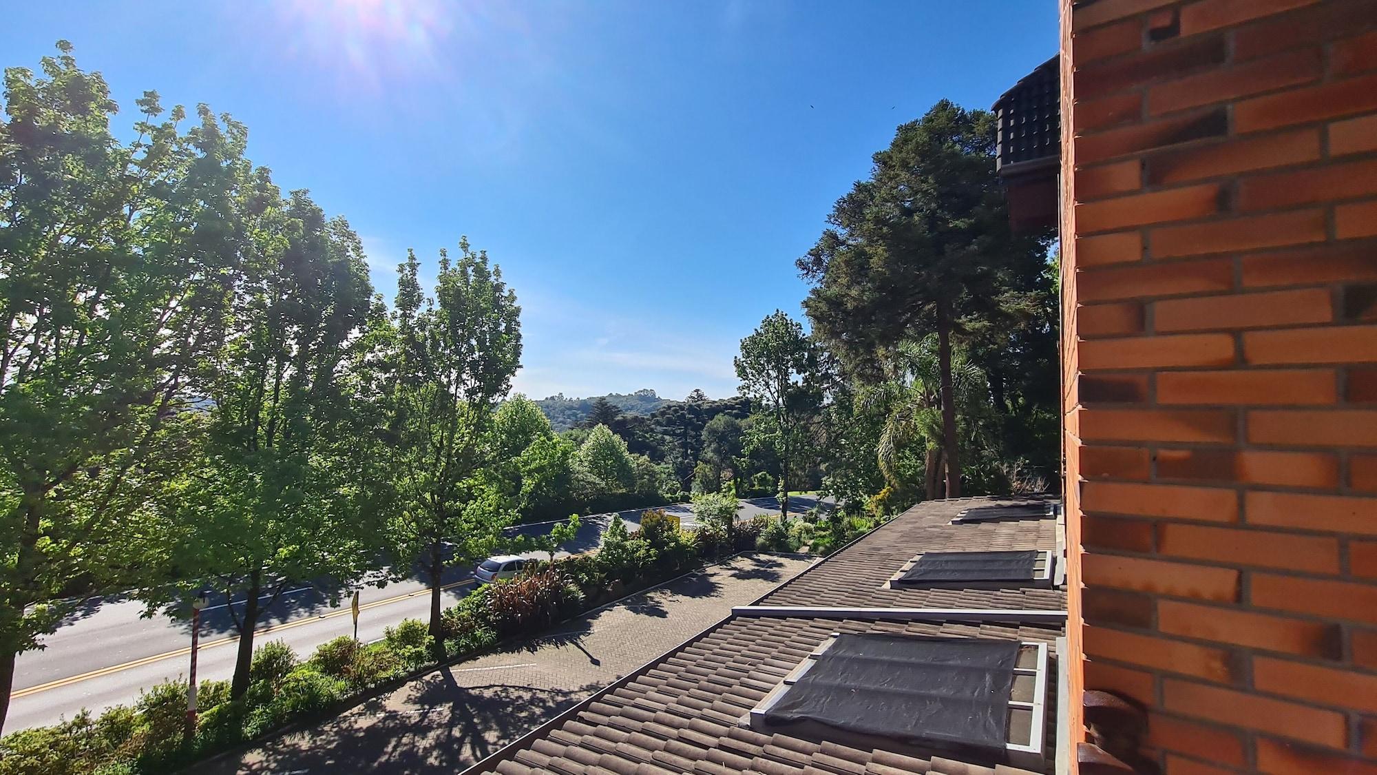 Hotel Azaleia 3*