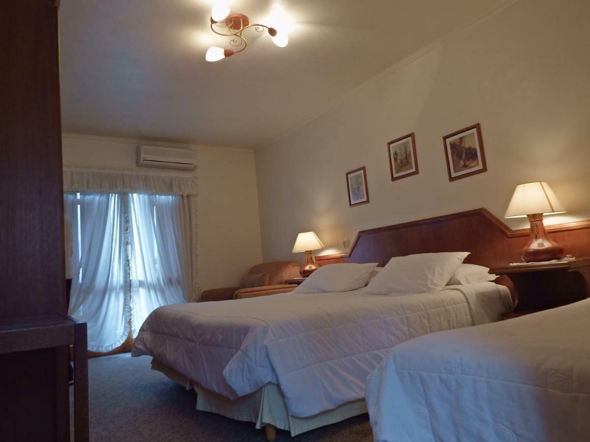Azaleia Hotel 3*
